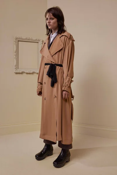 Look 12